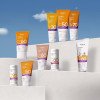 Multiprotetor Facial Stick Labotrat Dermo Sun FPS80 Bege Média 15g