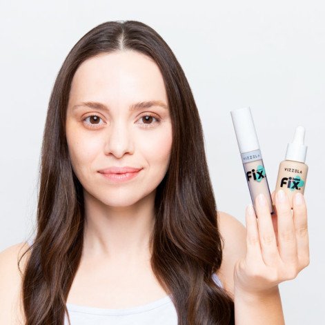 Base Líquida Vizzela Cosméticos Fix Cor 8 30ml